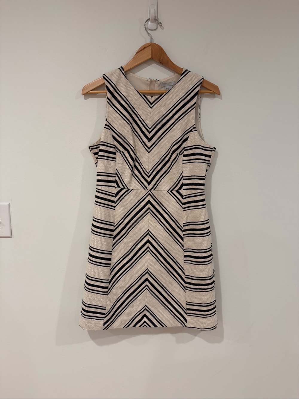 H&M Cream and Black Chevron Mini Dress